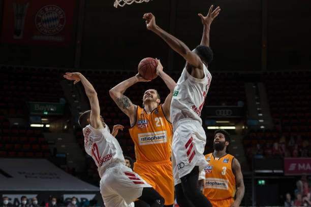 章进行更强 章进行更强