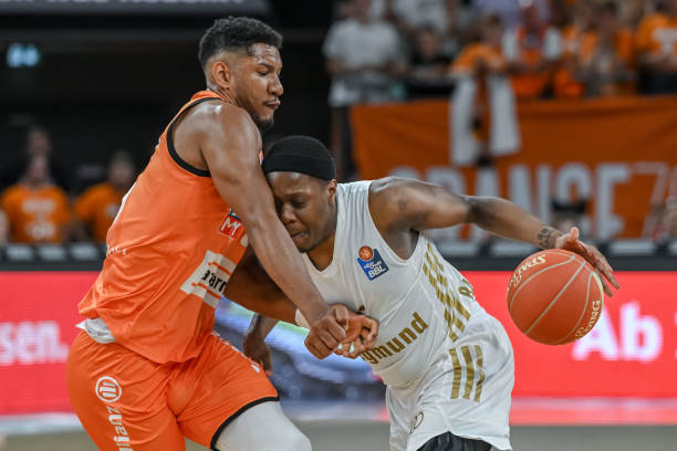 加盟曾引发 加盟曾引发