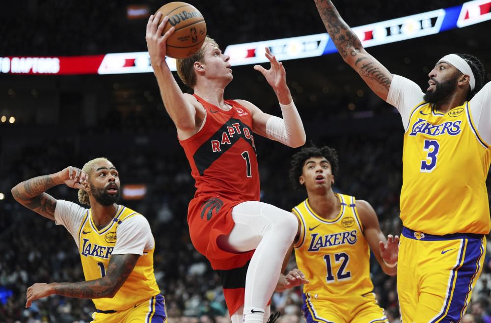 斯洛伐克-斯洛文尼亚，双方互有攻守，场面略显平淡.