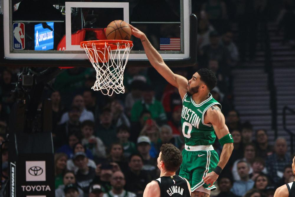 赛场往往给 赛场往往给